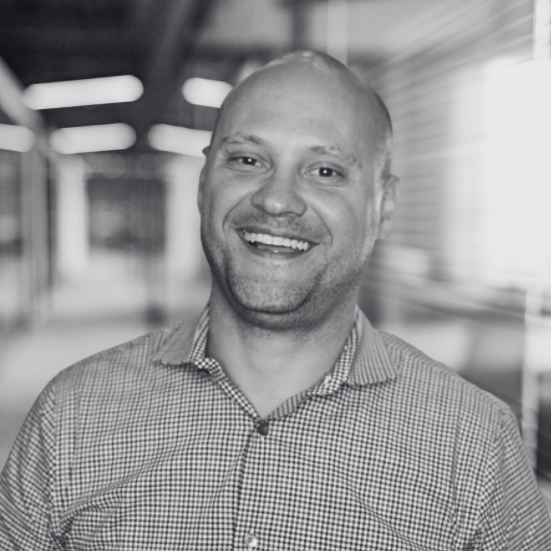 A photo of Luis Penalver in black and white