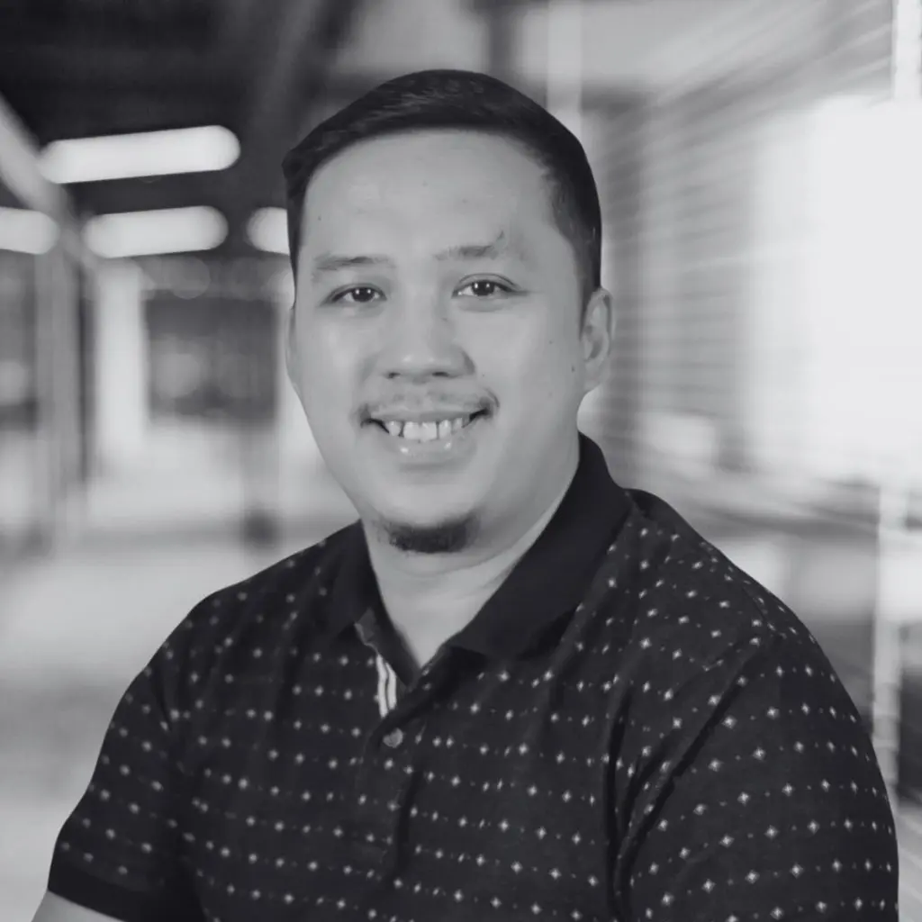 A photo of Emman Camaing in black and white