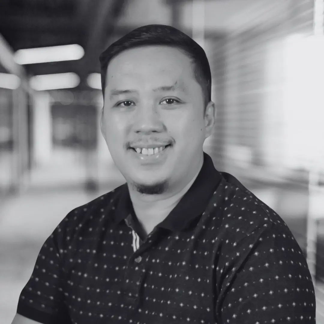 A photo of Emman Camaing in black and white