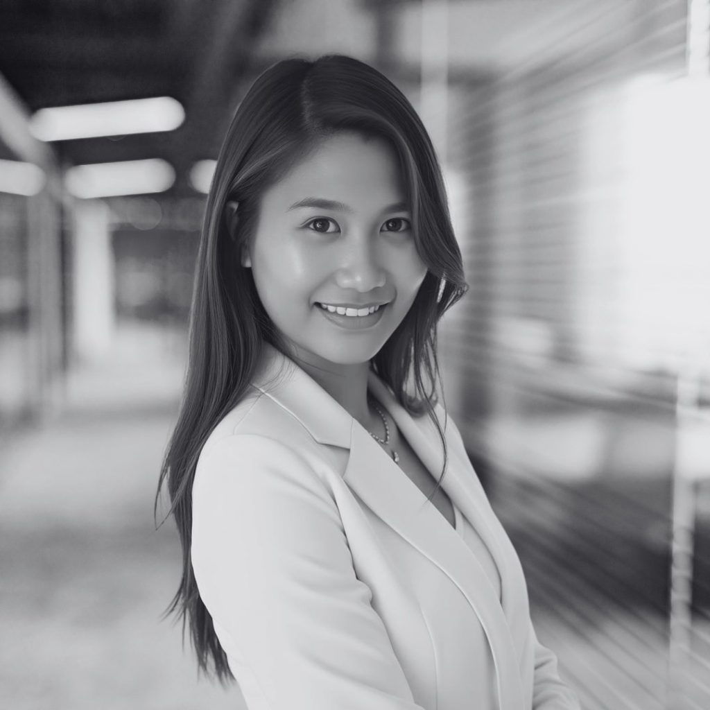 A photo of Grace Repasa in black and white